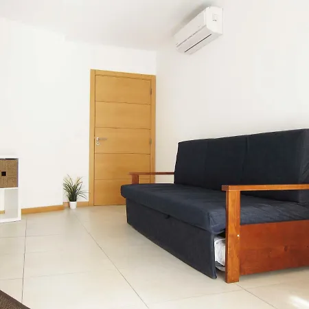 Апартаменты Modern&cozy One Bedroom Flat - Private Parking Портиман